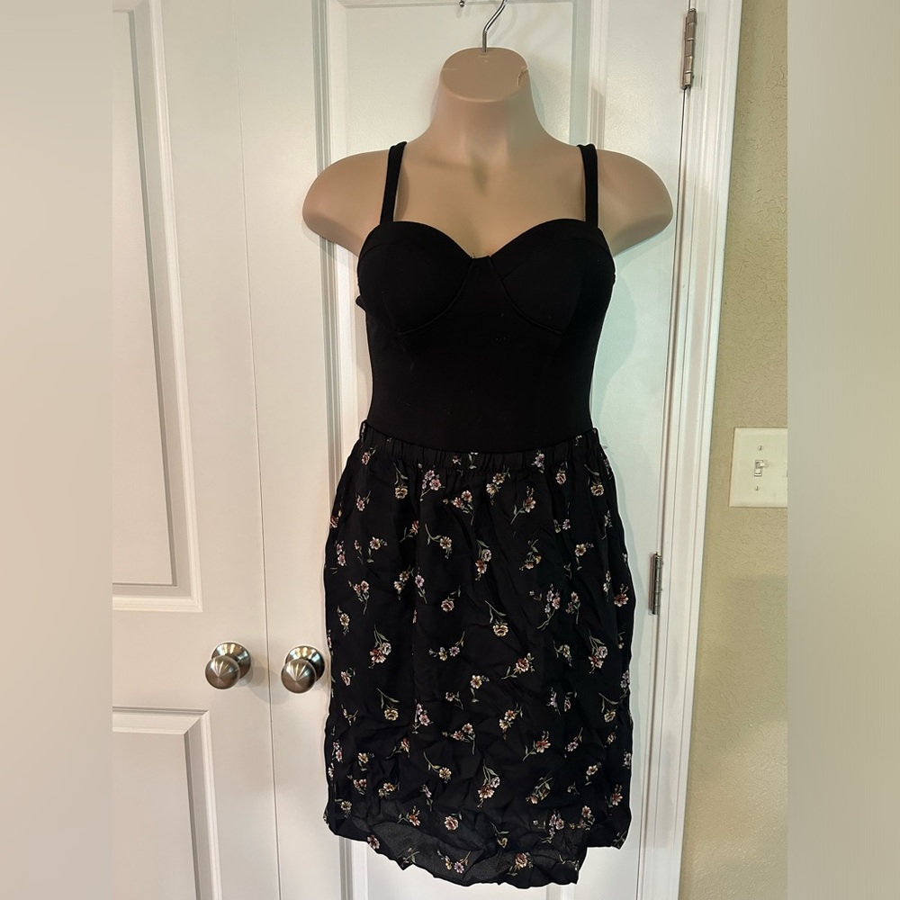 FULL OUTFIT